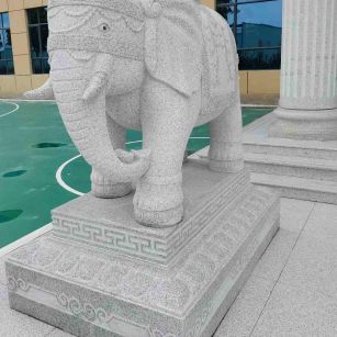 南充 白麻花岗岩动物异形石雕-大象
