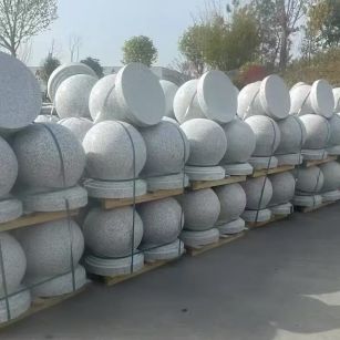 南充 白麻花岗岩石材圆球，石球，挡车球，隔离球，景观石球，风水球等