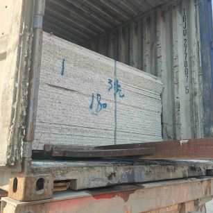 南充 芝麻白花岗岩石材3.0公分光面毛板装柜出货