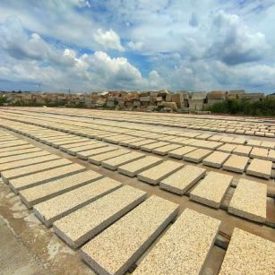 南充 黄金麻荔枝面花岗岩石材地铺石防护中