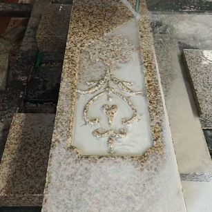 南充 黄金麻花岗岩异形加工雕刻栏杆大柱