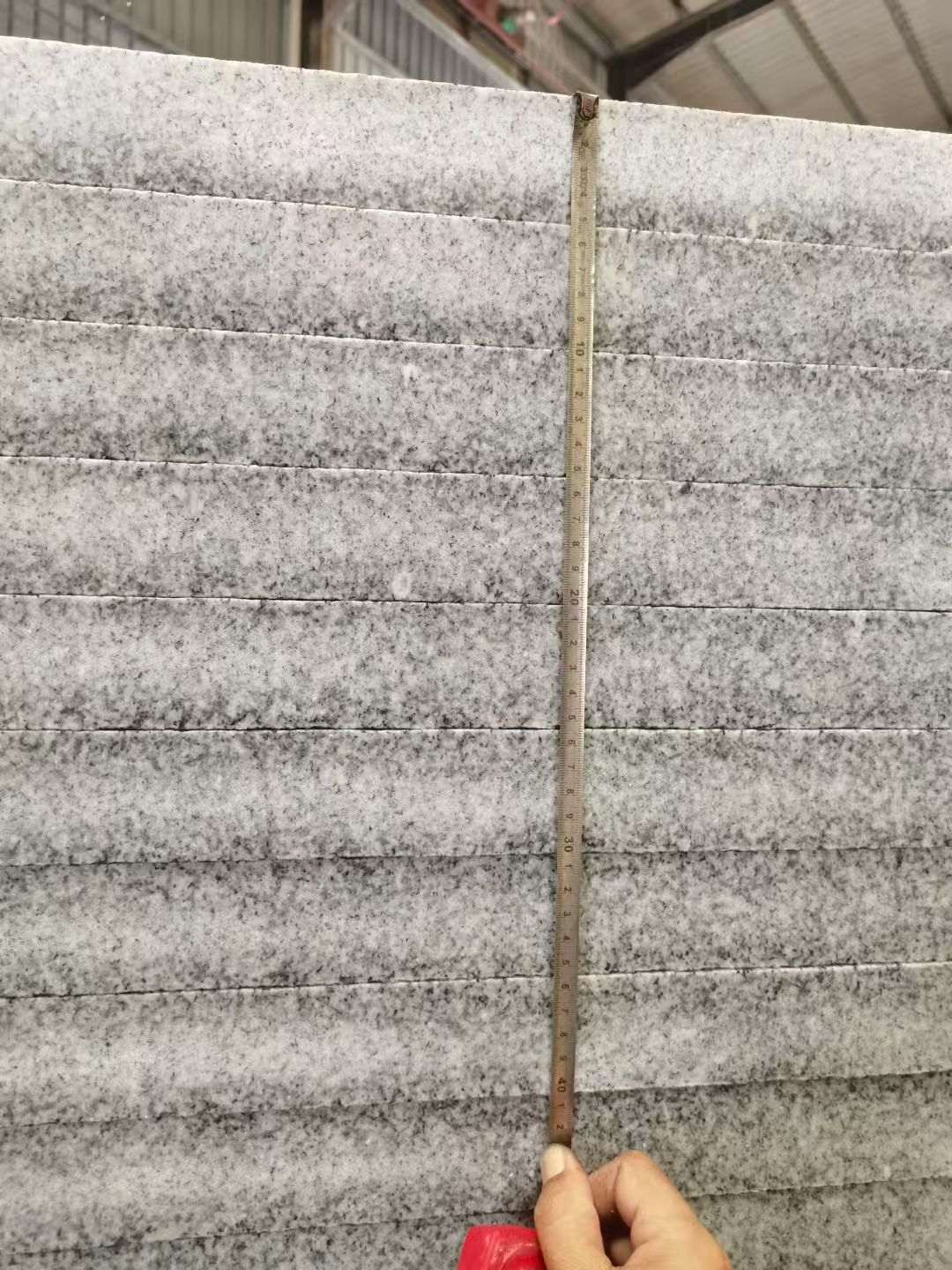 南充 芝麻白火烧成品厚薄均匀，B料价格接近A料质量