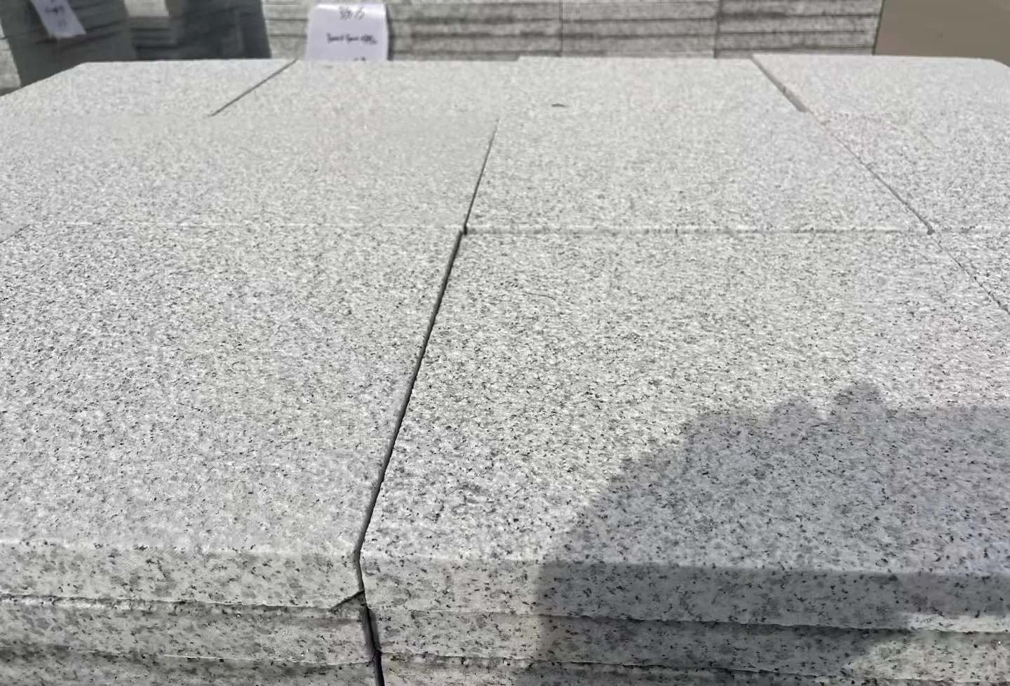 南充 白麻花岗岩石材推荐 荔枝面地铺石