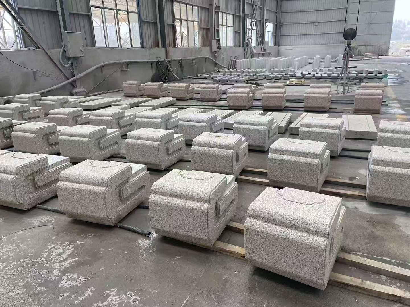 南充 白麻花岗岩异形加工-石凳，坐凳