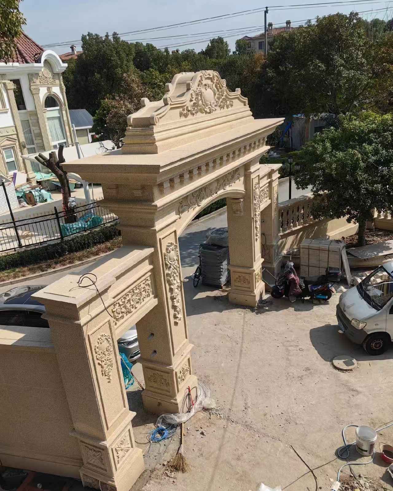 南充 黄金麻荔枝面花岗岩别墅门楼