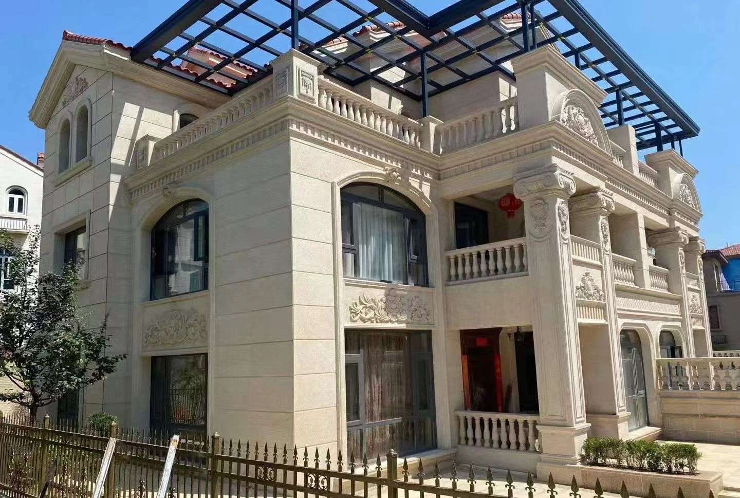 南充 黄金麻花岗岩荔枝面别墅外墙干挂