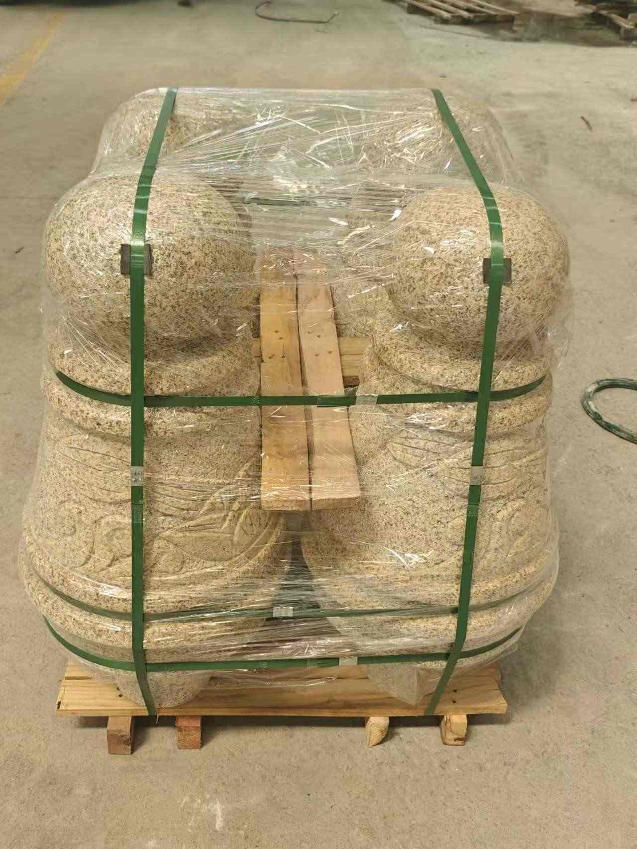 南充 黄金麻异形定制雕花——棒棒糖挡车柱