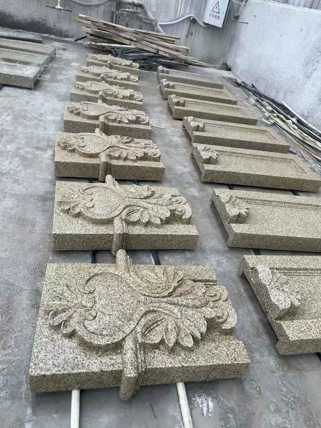 南充 黄金麻花岗岩别墅外墙雕刻板