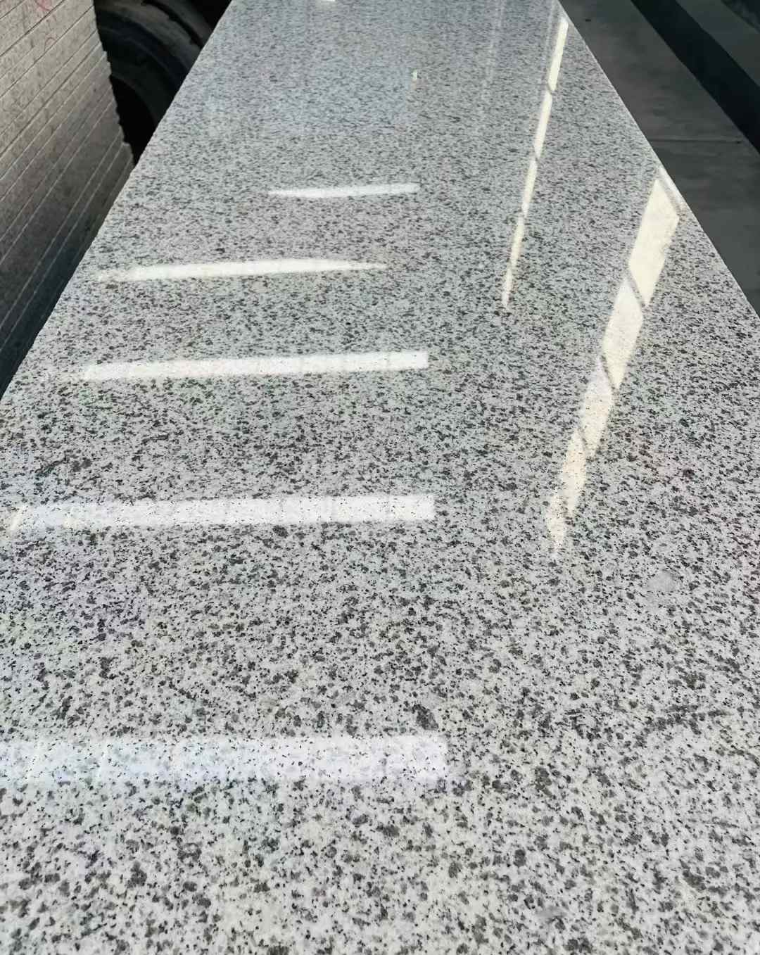 南充 白麻花岗岩光面毛板